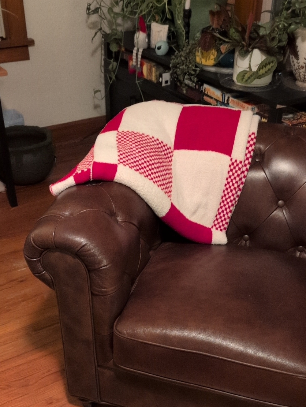 Red and Cream Checkered Holiday Throw Blanket - Premium Cozy Decor